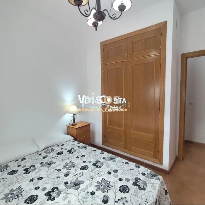 Apartamento en alquiler en Calle de Miguel de Cervantes - Photo 1