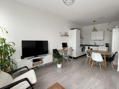 Appartement te huur: Velperbuitensingel 9-53 6828 CT Arnhem - Photo 2