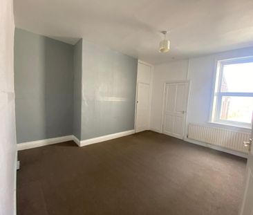 3 bed flat to rent in Atkinson Road, Benwell, Newcastle-upon-Tyne, NE4 - Photo 4