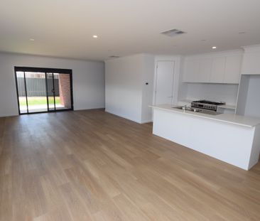 Brand New Lifestyle - Photo 4