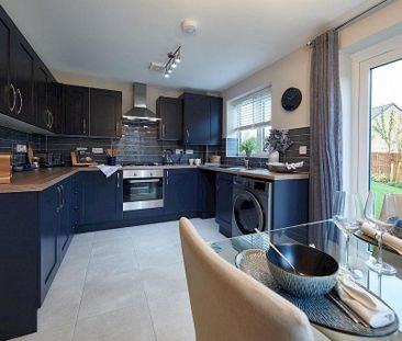 3 bedroom semi-detached house to rent - Photo 1