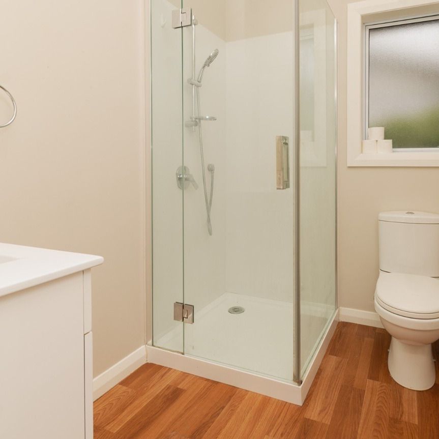 3 Bedroom brick and tile beauty - Photo 1