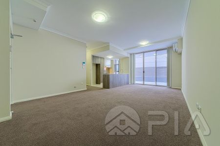 Spacious two bedrooms apartment for lease ! Walking distance to Stock land shopping ! - Photo 5