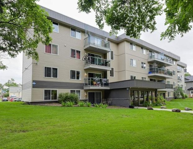 McLeod One | 11019 107 St, Edmonton - Photo 1