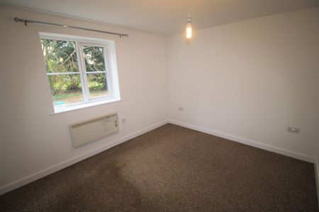 Winforton Close, Redditch - Photo 3