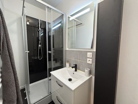Location Appartement 1 pièce 27m² TROYES 10000 - Photo 5