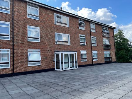 2 Bed Flat, Maresfield, CR0 - Photo 5
