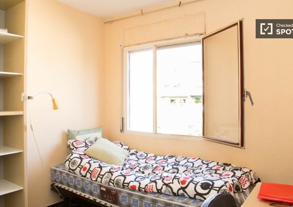 barcelona, Catalonia 08042