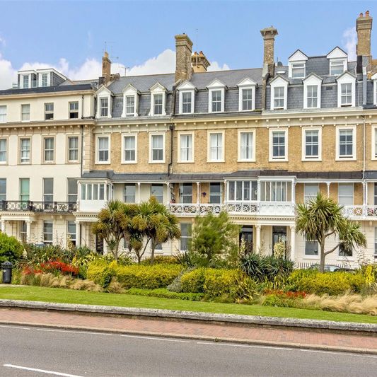 Heene Terrace, Worthing - Photo 1