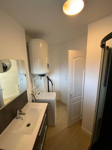 🏠 T4 Meublé à Nantes – A proximité des commodités - Photo 3