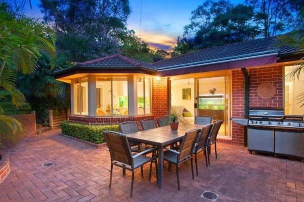37 Northcott Road, - Photo 1