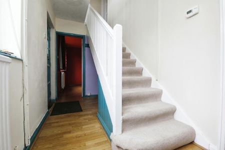 4 bedroom terraced house to rent - Photo 2