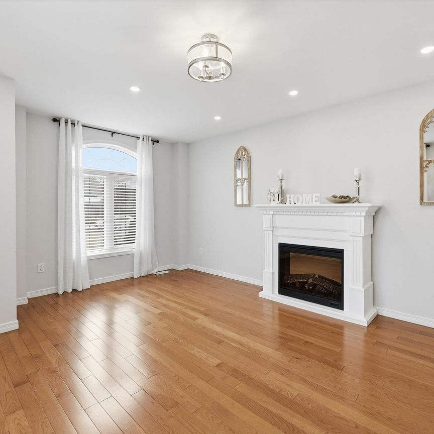 For Lease - 4805 Thomas Alton Boulevard, Burlington, Ontario - Photo 1