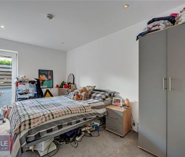 Filton Avenue, - Photo 6