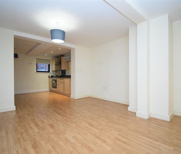 Moore, Woodlands Village, Sandal - Photo 2