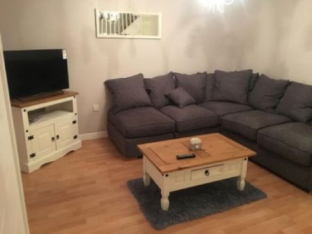 2 bedroom house share to rent - Photo 3