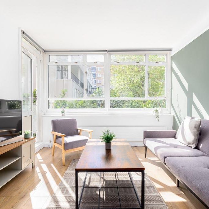 1 bedroom flat to rent - Photo 1