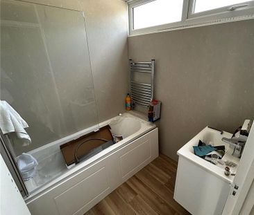 3 bedroom terraced house to rent - Photo 6