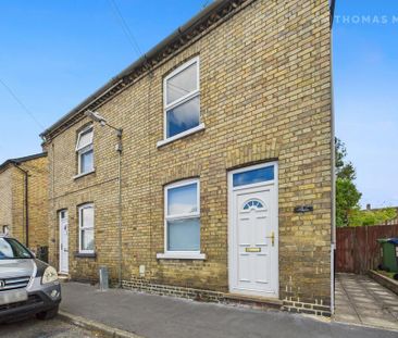 2 bedroom semi-detached house to rent - Photo 4