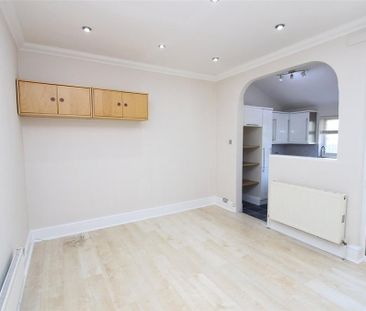 3 bedroom bungalow to rent - Photo 4