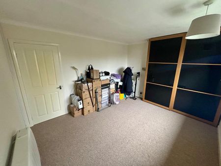 2 bedroom maisonette to rent - Photo 4