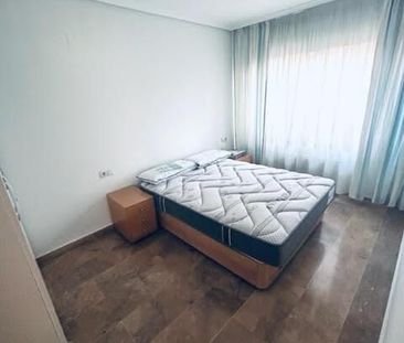 Apartamento de alquiler en Arquitecto Vandelvira, Centro - Photo 5