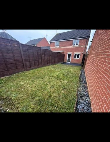 John Shelton Drive, Holbrooks, Coventry CV6 4PE - Photo 3