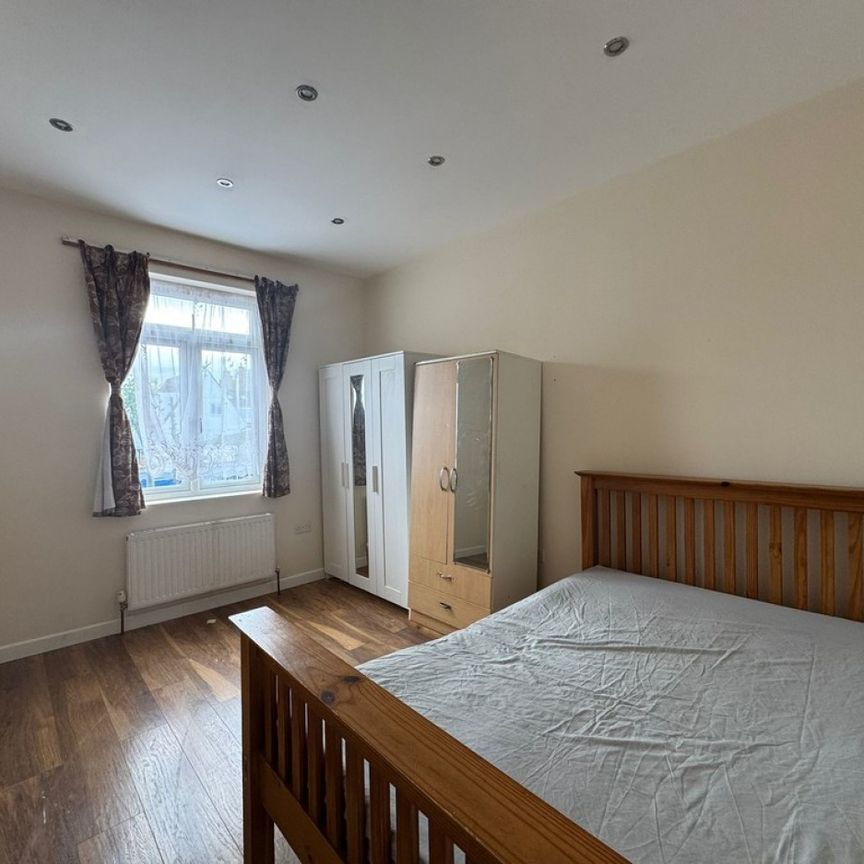 2 bed Maisonette for Rent - Photo 1