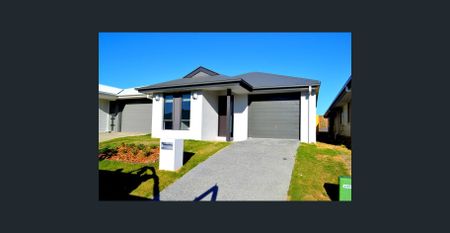 Charming and Convenient ! - Photo 2