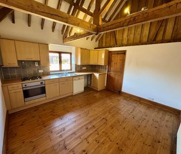1 bedroom barn conversion to rent - Photo 3