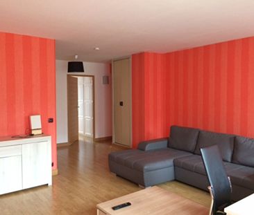 Location Appartement 3 pièces 68m² - Photo 3