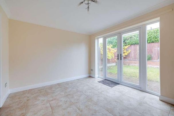 Forest Drive, Broughton, CH4 - Photo 1