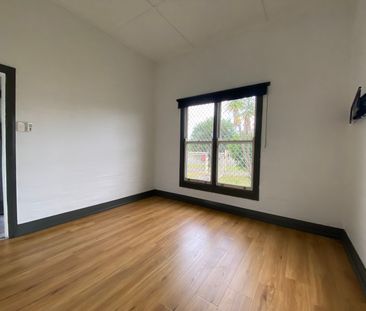 Home For Rent - Photo 4