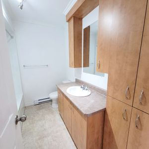 3 Chambres, Buckingham, 1 465$/mois - Photo 2