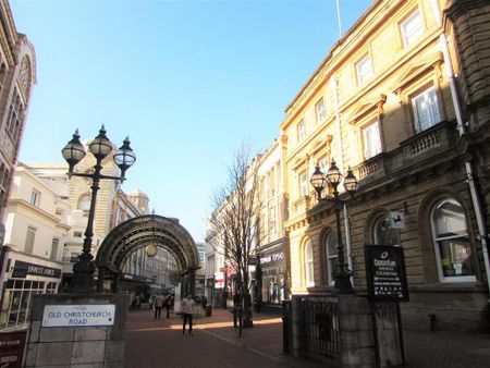1 bedroom flat to rent - Photo 2