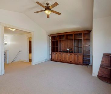 11713 13A Avenue Southwest - Photo 4