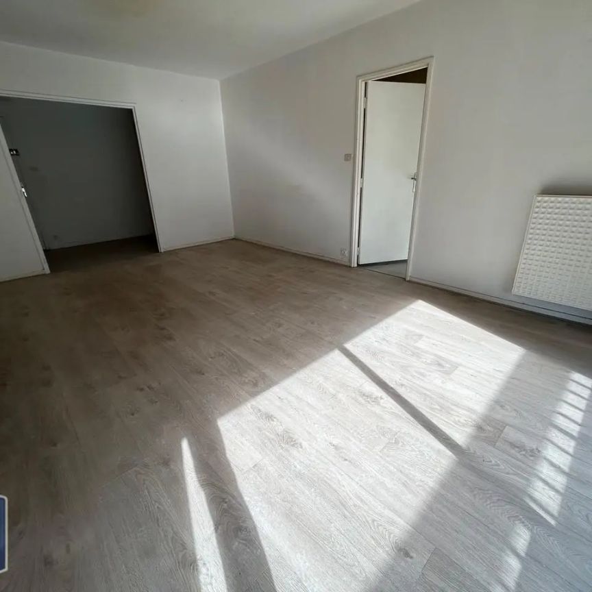 Appartement à louer 3 pièces 82.3m² - Photo 1