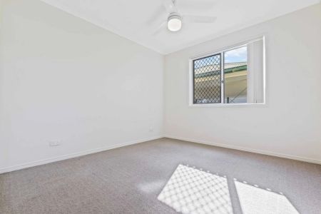 2/12-14 Camberwell Street, East Brisbane. - Photo 2