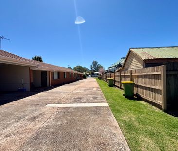 Spacious 2-Bedroom Unit in Prime Location - Photo 1