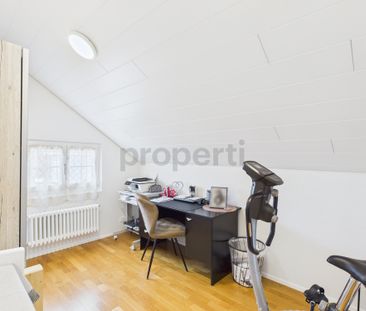 Helle und geräumige 4-Zimmerwohnung in 2-Familienhaus - Photo 6