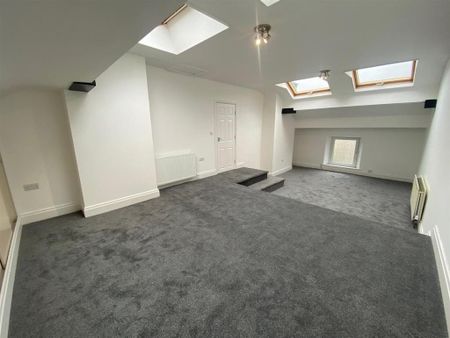 4 bedroom apartment to rent - Photo 3