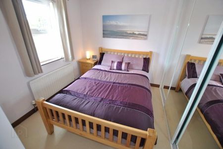 10 Strone Hill Court, Dundonald, BT16 1SH - Photo 5