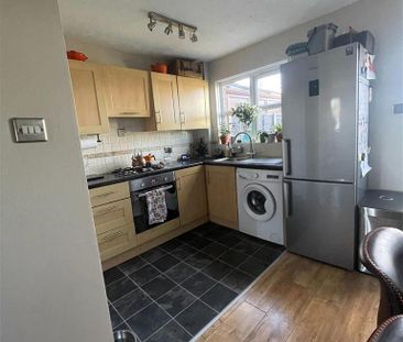 2 bedroom property to rent - Photo 3