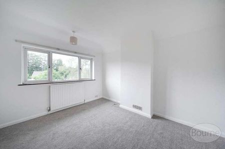 Clock House Mead, Oxshott, Leatherhead, Surrey, KT22 - Photo 5