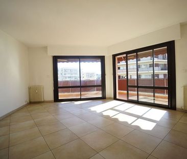 Appartement à louer 3 pièces • Le Cannet - Photo 2