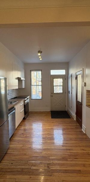 Superbe logement 4 1/2 semi-meublé_plateau Mont-Royal - Photo 1
