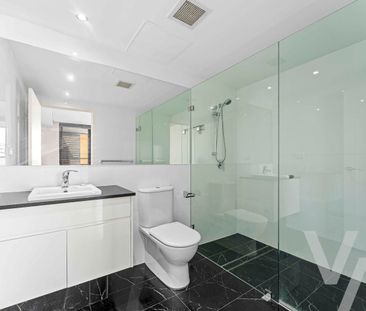 Your Next Move. - Photo 4