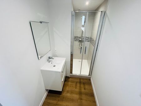 A LOUER Appartement 50000 Saint-Lô PROCHE COMMERCES 2 chambres 49.93 m2 - Photo 2