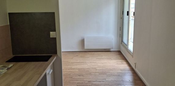 Location Appartement 1 pièce 32m² - Photo 2