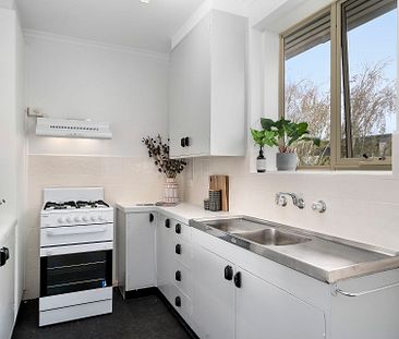 Unit 10/26 Grandview Grove, Prahran. - Photo 1